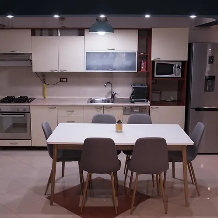 La Mer Noire Apartment